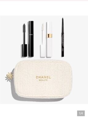 Chanel Beauté Ivory Cosmetic Pouch ~ Makeup Bag